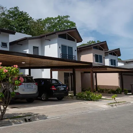 Romantic Beach Getaway Studio 1St Floor Jaco Exterior photo