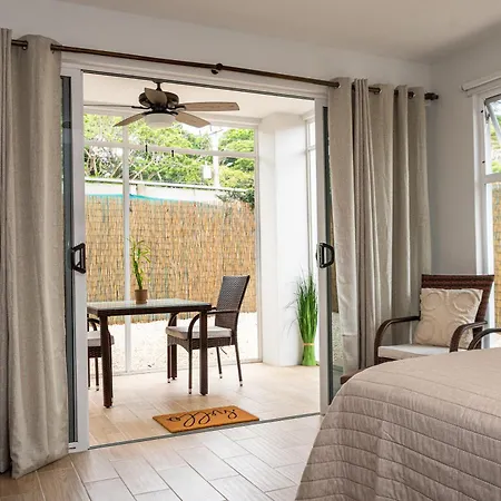 Romantic Beach Getaway Studio 1St Floor Jaco Exterior photo