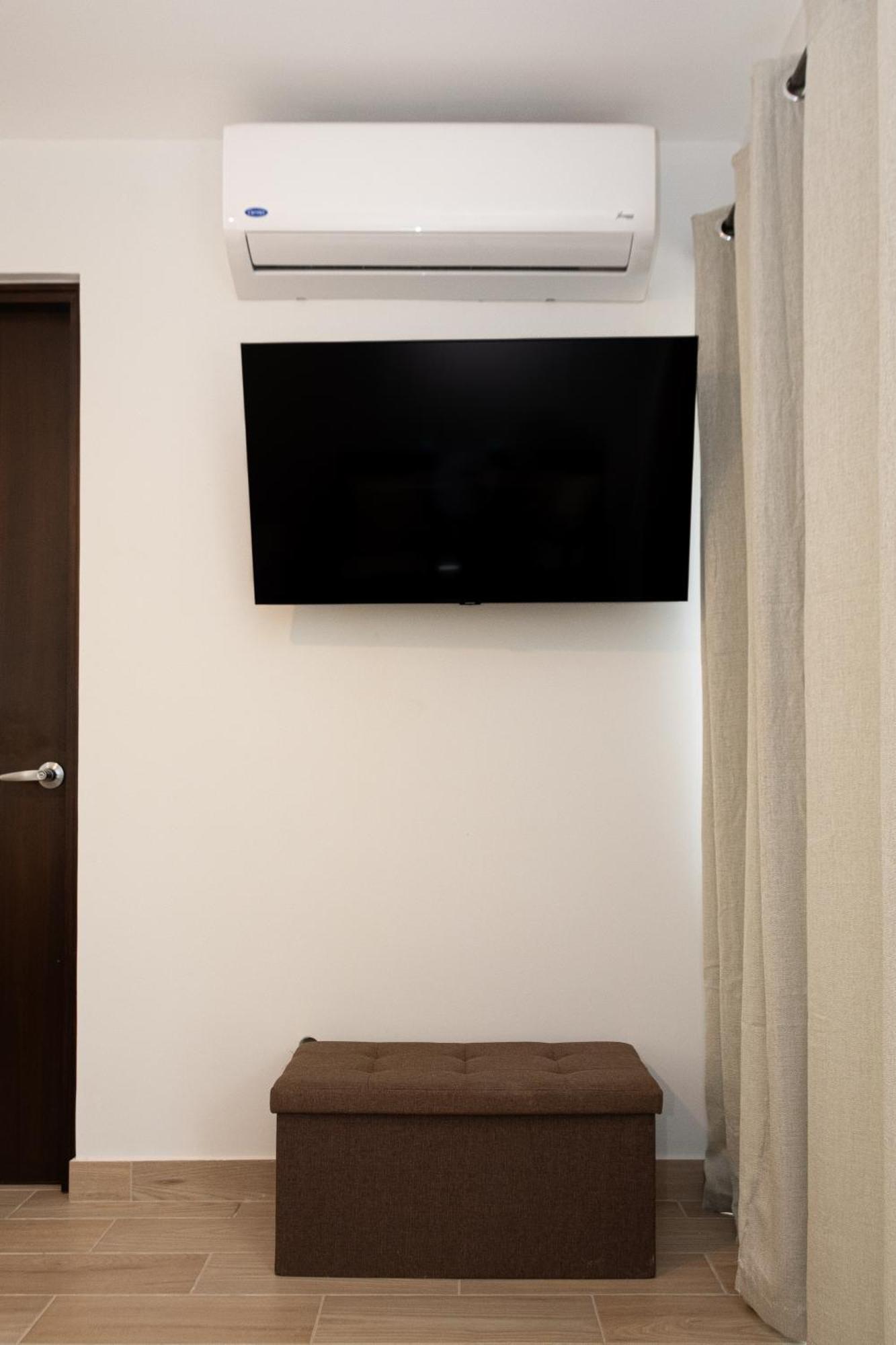 Apartment Romantic Getaway 1st Floor